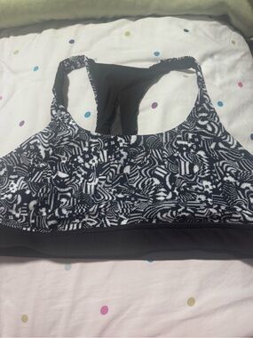 lululemon athletica Black & White Racerback Sports Bra